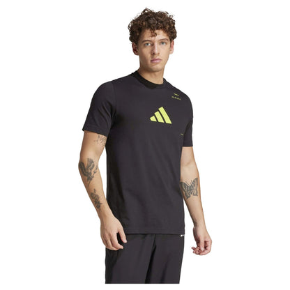 T-Shirt Adidas TNS Cat Graph - Preto / Amarelo Limão