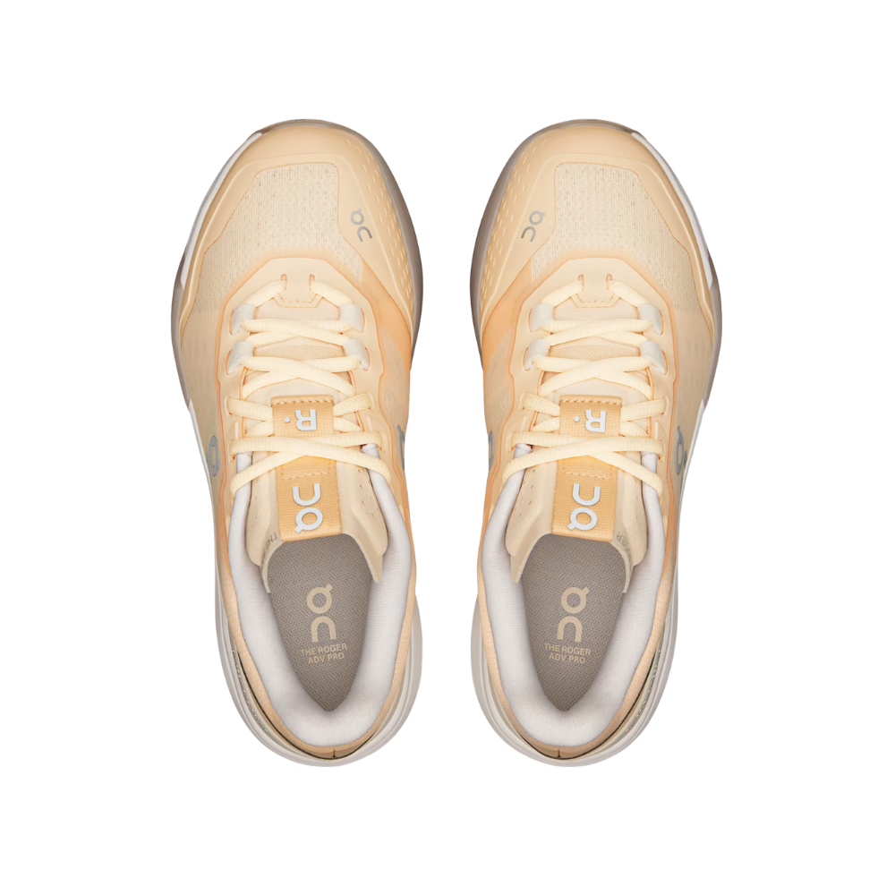 ON The Roger Advantage Pro All Court Women Tennis Shoes - Blonde